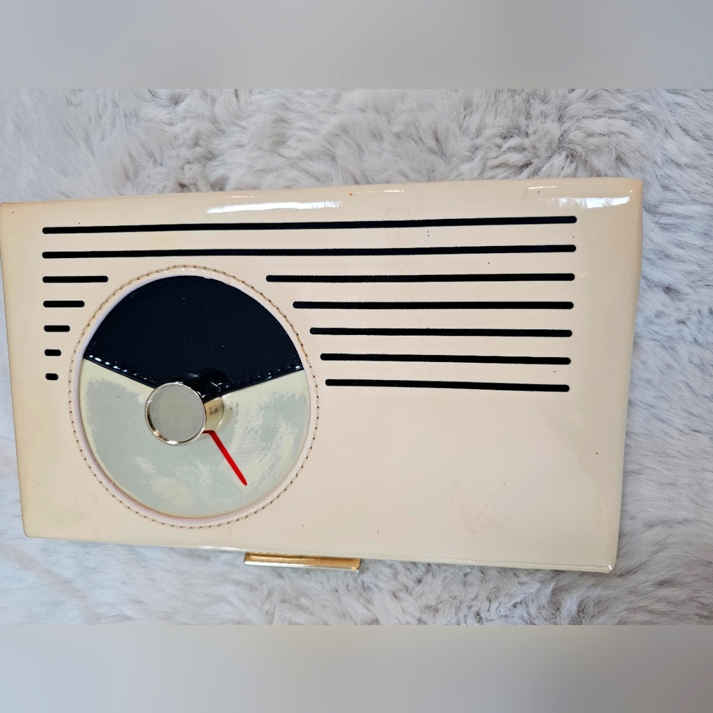 Kate Spade Radio Samira Clutch Purse